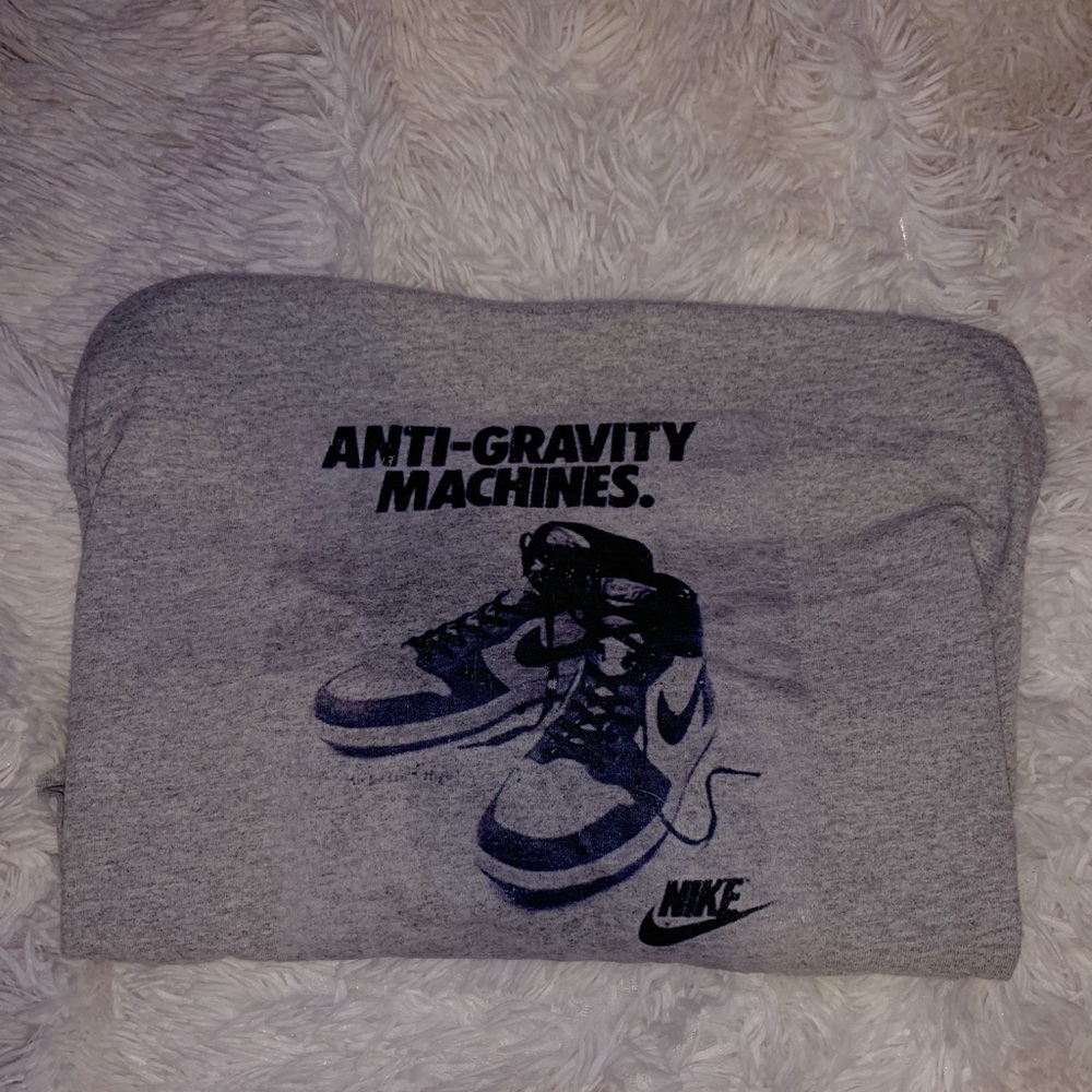 nike longsleeve